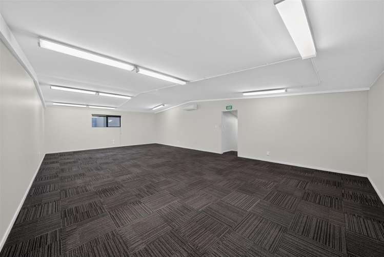 48-50 Disraeli Street Addington_13
