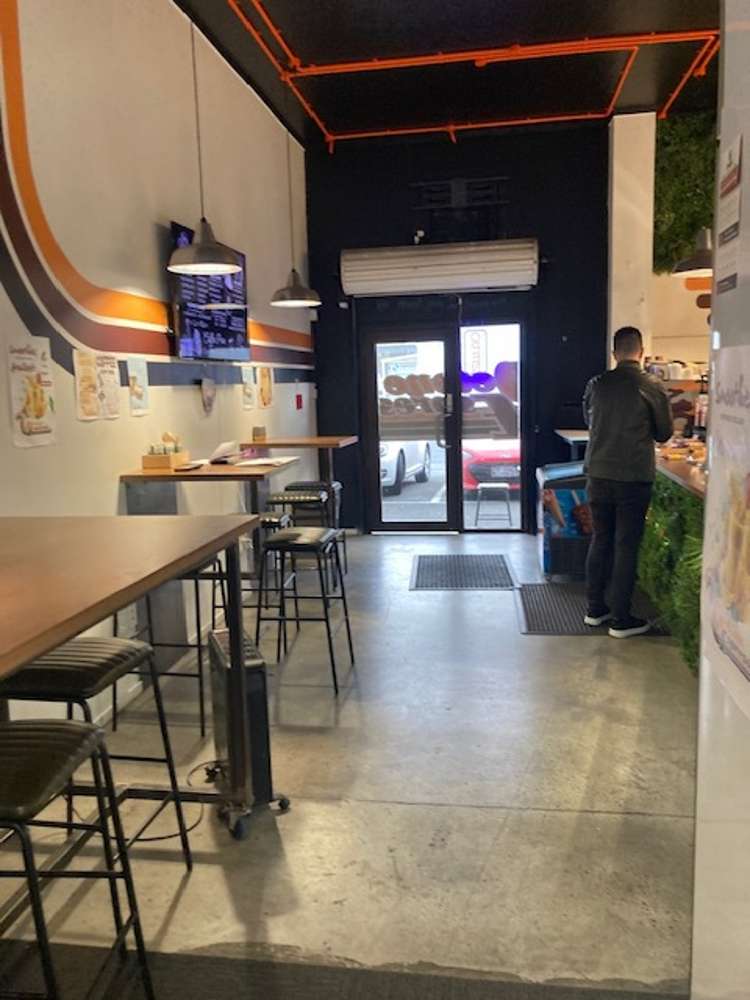 8 Te Puni Petone Espresso, Porirua Espresso Petone-lower Hutt-wellington_4