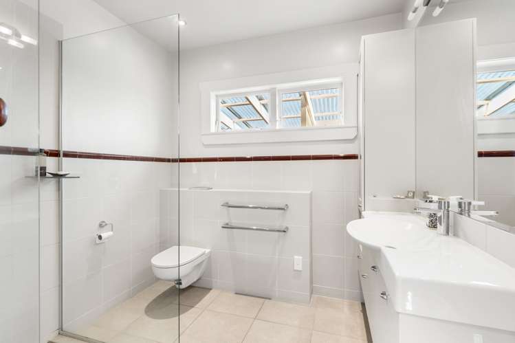 5 Douglas Avenue Mount Albert_11