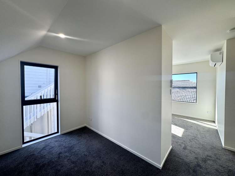 8a Gorrie Ave 1662_21
