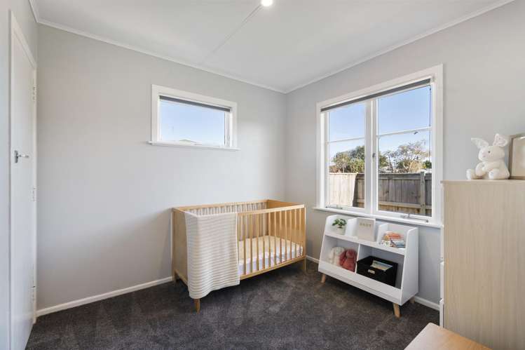 24 Pharazyn Street Feilding_12
