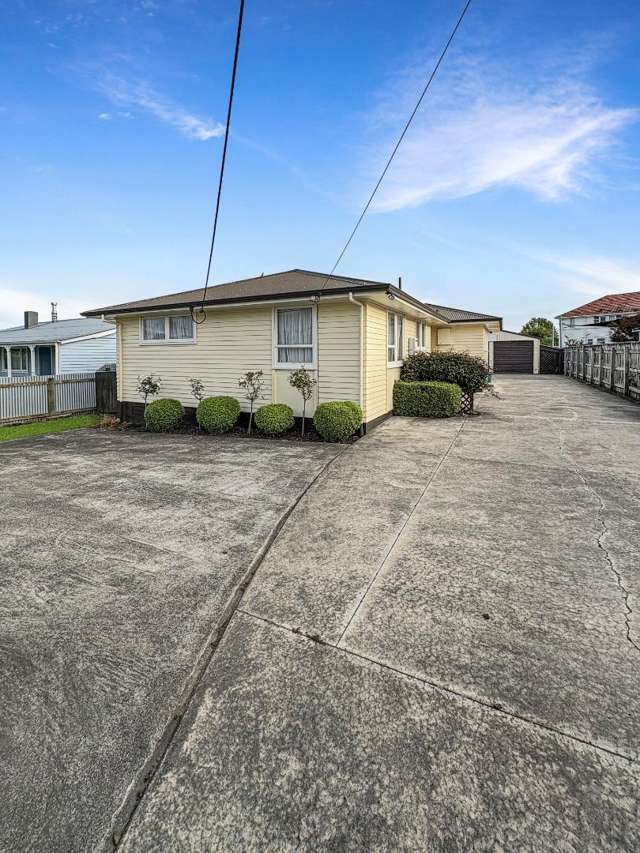 12 Lakeview Road 2124_1