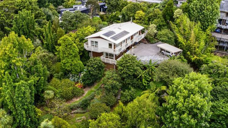 20 Colmar Road Mellons Bay_30