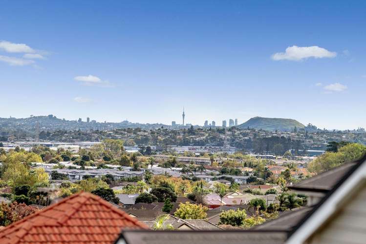 10 Mangerton Lane East Tamaki Heights_16