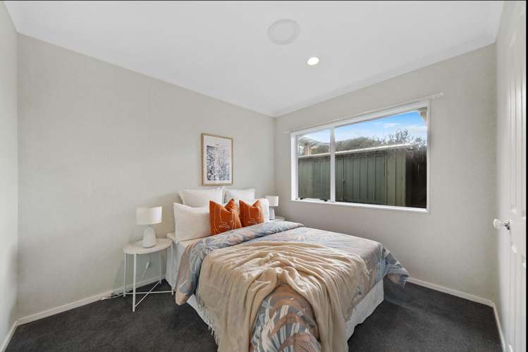 11 Flora Place Wattle Downs_8