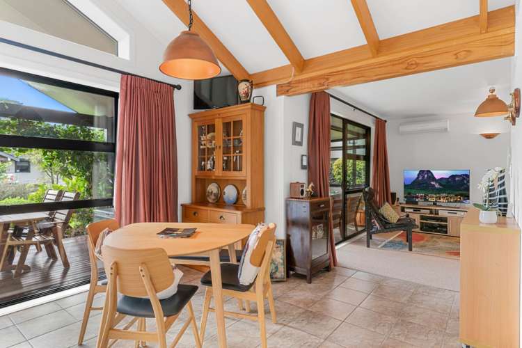 22 Paradise Point Place One Tree Point_9