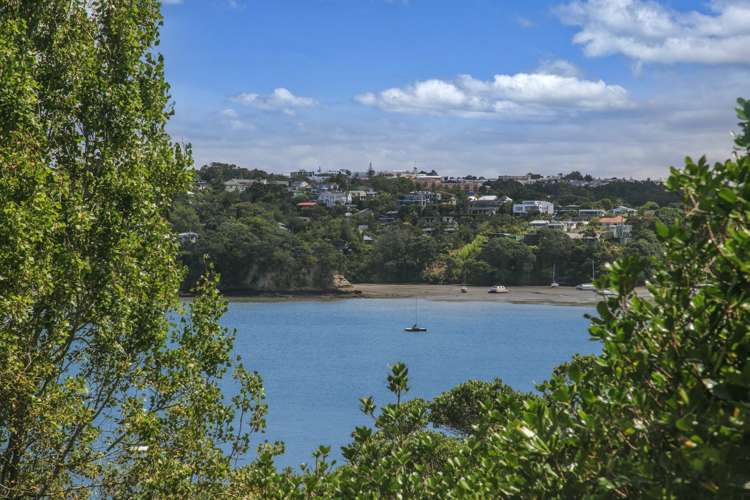 20 Queen Street Northcote Point_11