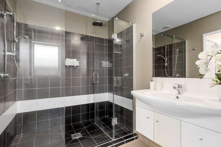 18 Linkwater Way Parklands_13