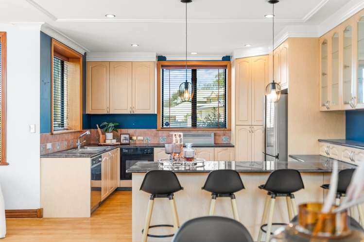 15 Chateau Drive Burnside_8