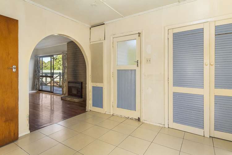 84 Coast Road Wainuiomata_5