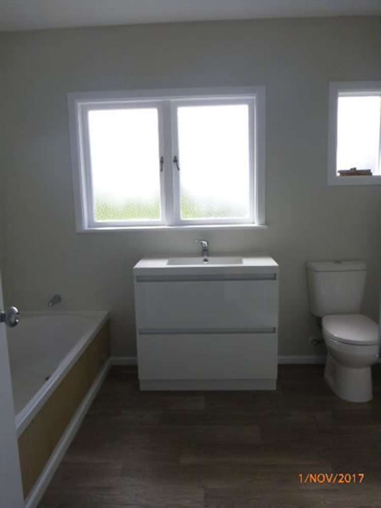 23 Edmund Hillary Avenue Papakura_11