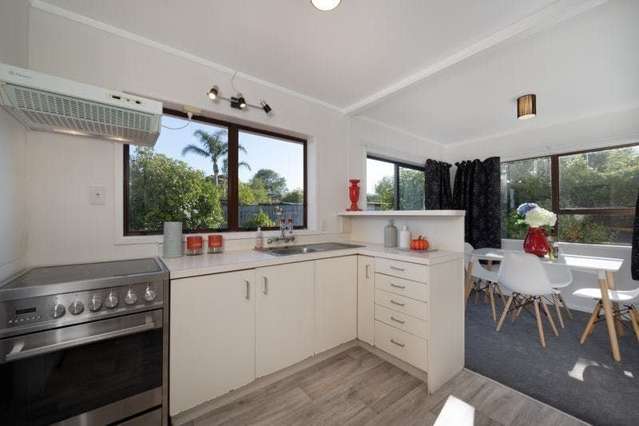 2/32 Ballater Place Highland Park_3