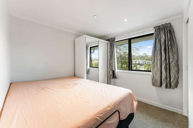 17A/30 Westward Ho Glen Eden_7