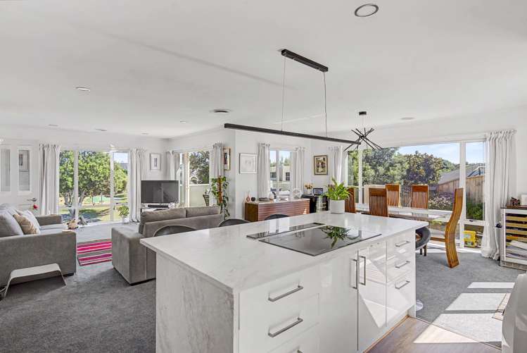 127 Milne Drive Paraparaumu_7