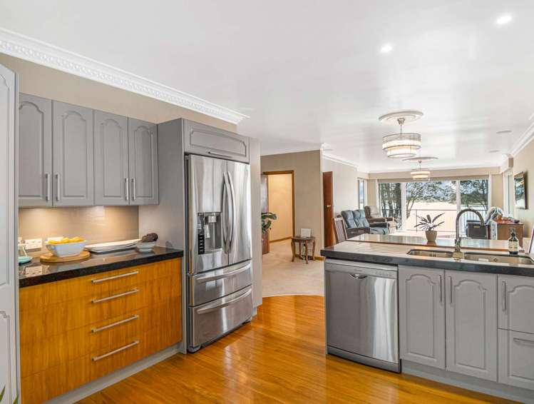 13 Muriwai Drive Whakatane_11