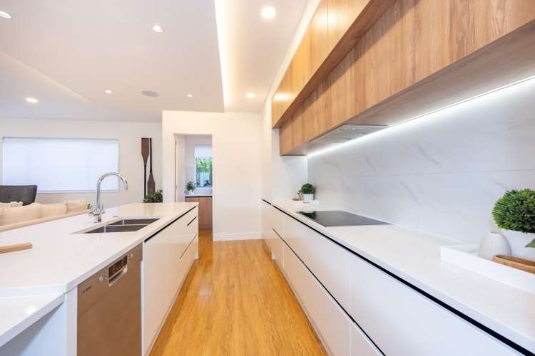 32 Celestial Crescent Orewa_8