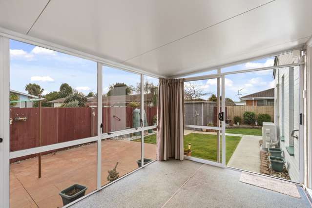 2/5 Connemara Drive Northwood_2