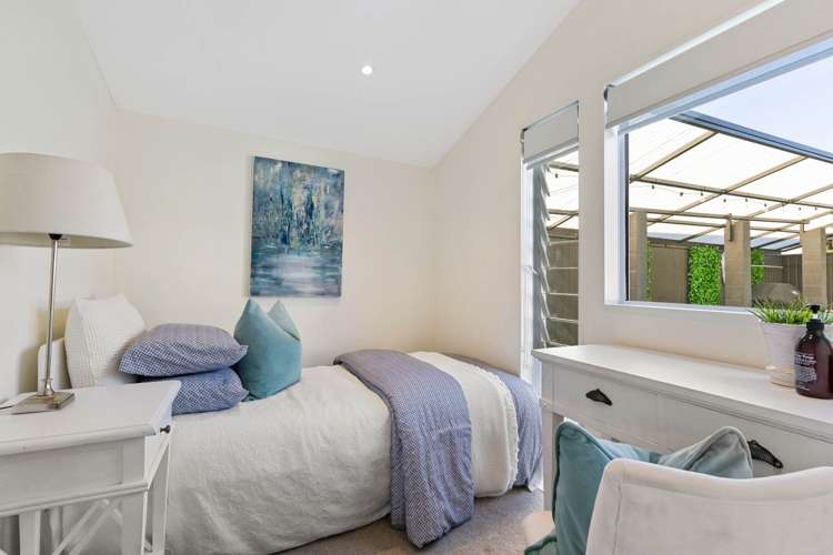 11 Janet Street Sunnyhills_22