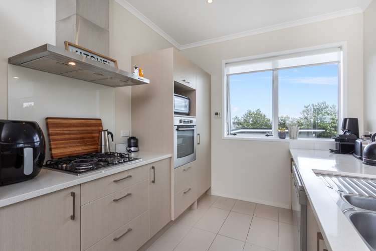 6 Barcliff Terrace Gulf Harbour_5