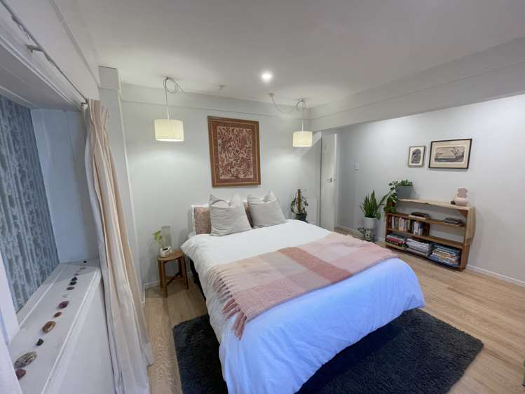 2/24 Lauderdale Road Birkdale_8