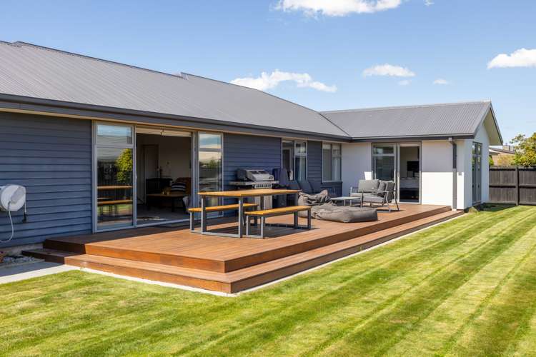 21 Flaxon Place Burwood_19