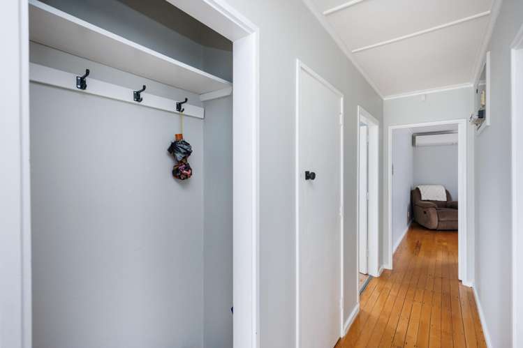 50 Clyde Crescent Roslyn_5