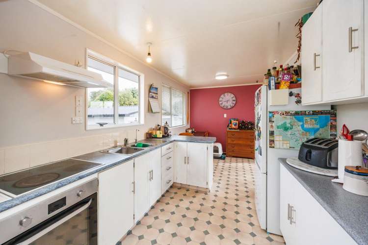 29 Ferndale Place Feilding_8