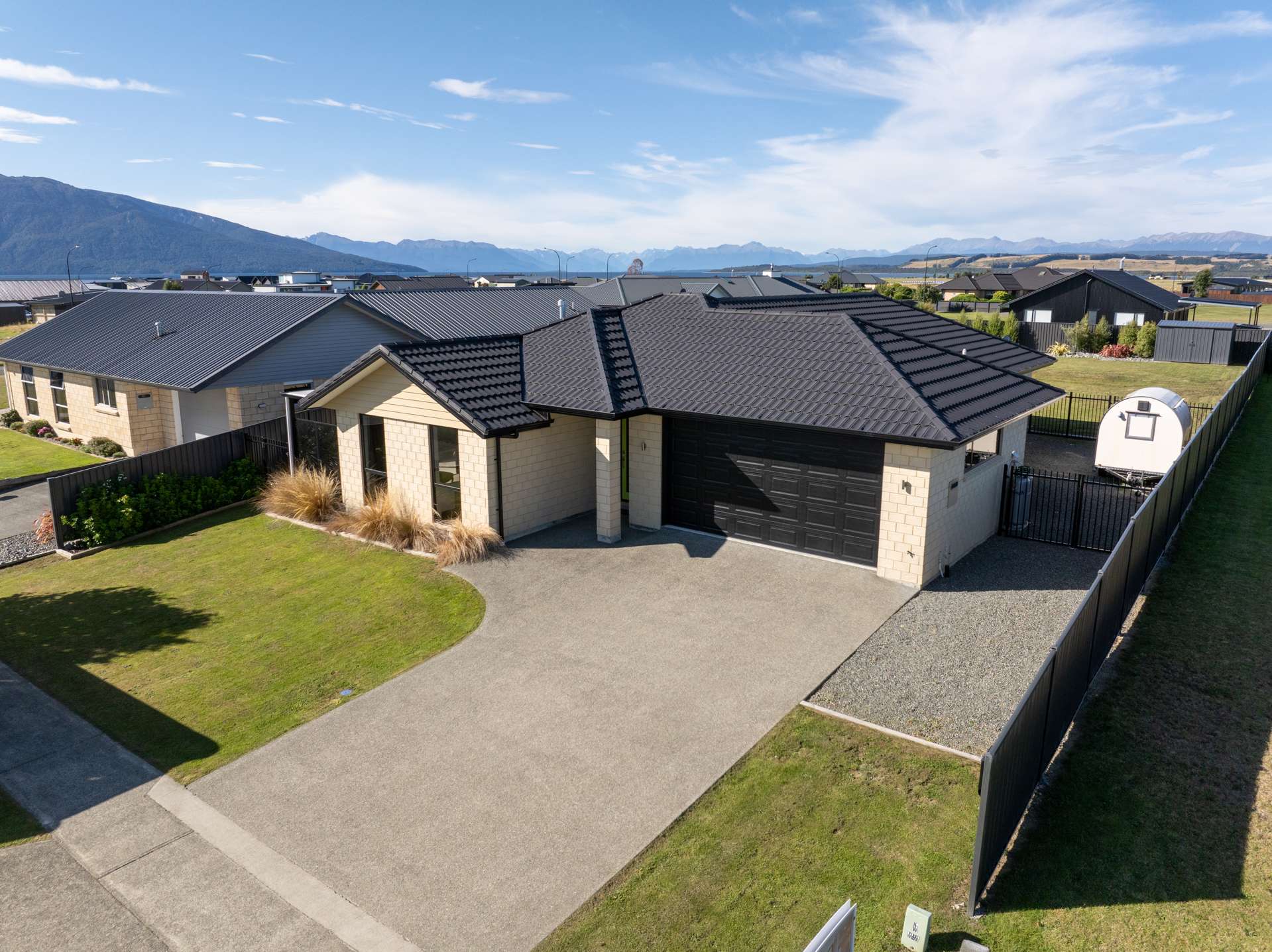 8 Hidden Lakes Avenue Te Anau_0