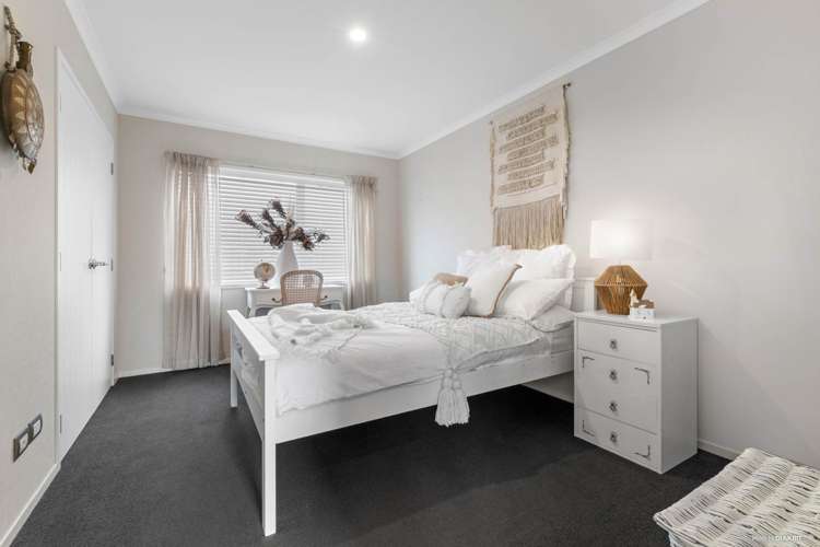 30 Defender Crescent Beachlands_15