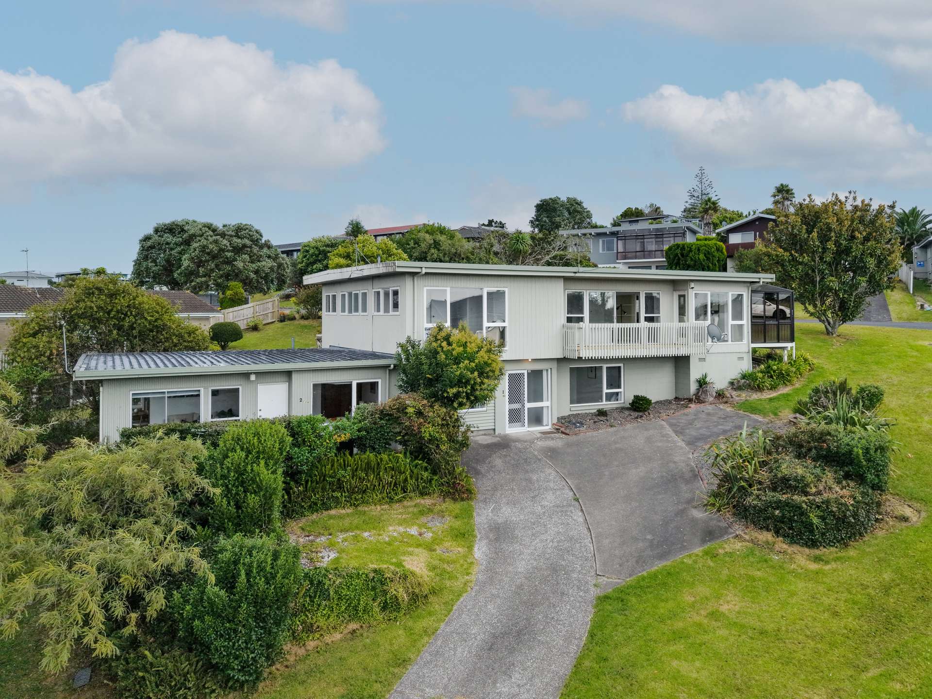 1&2/114 Eban Avenue Hillcrest_0