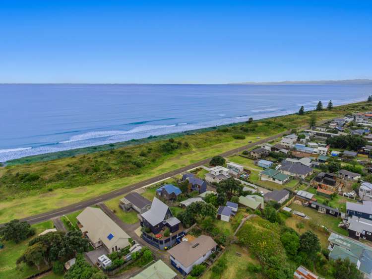 284 Ocean Road Ohope_25