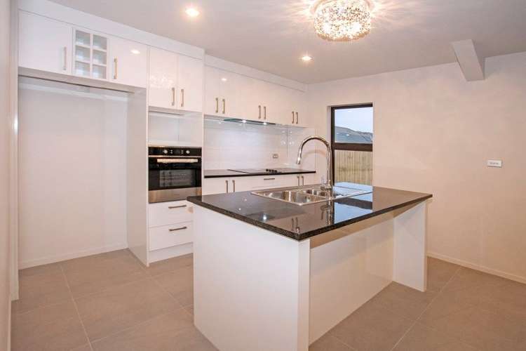 8 Pate Crescent Favona_6