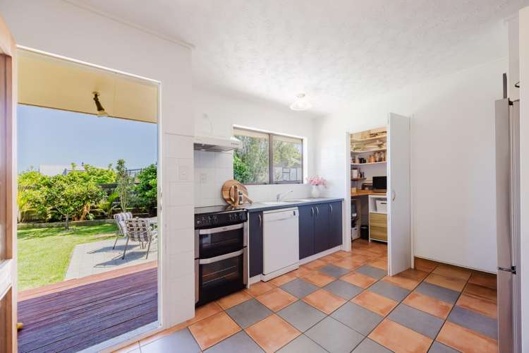 78 Atherfold Crescent Greenmeadows_6