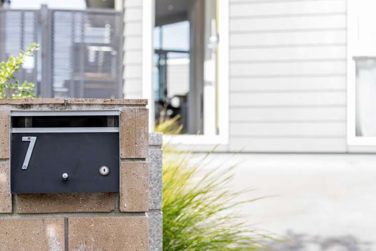 7 Teal Way Hobsonville_1