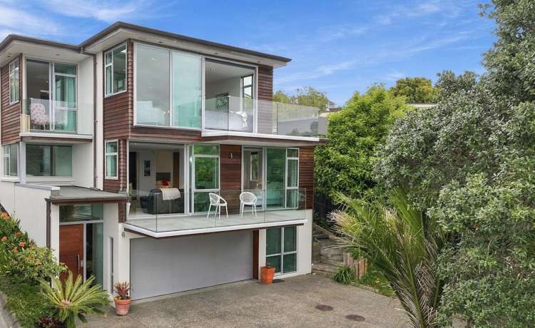 86A Churchill Road_0