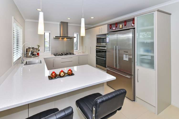 14 Scotsmoor Drive Wattle Downs_9