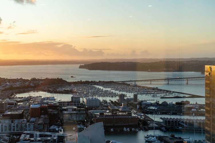 5203/10 Commerce Street City Centre_14