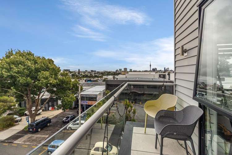 2n/12 Charles Street Mount Eden_7