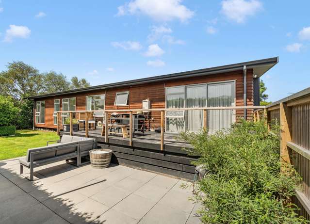 Martinborough Lifestyle Awaits!