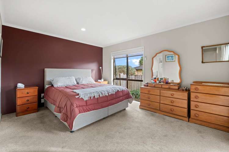 26 Jelas Road Red Beach_11