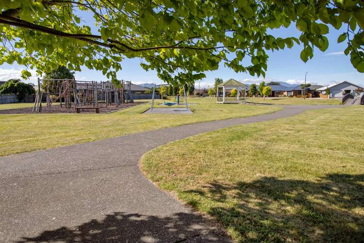 3 Avening Close Blenheim Central_30