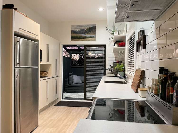 7 Maltby Avenue West End_14