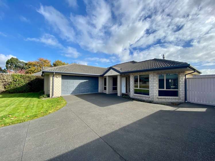 3 Edwin Trent Drive_0