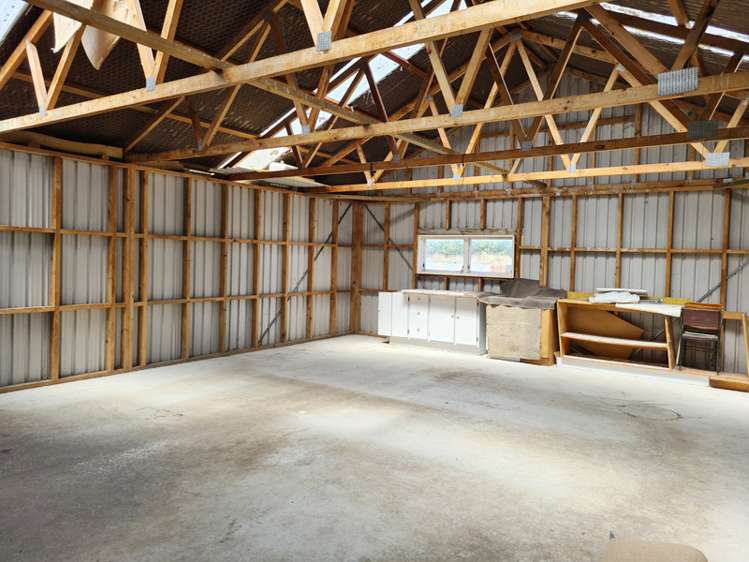 Moore Crescent Carterton_14