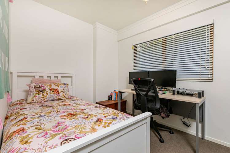 26 Asbury Crescent Campbells Bay_17