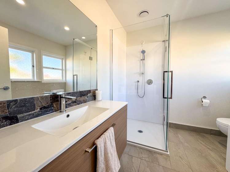 104 Chivalry Road 10878_12