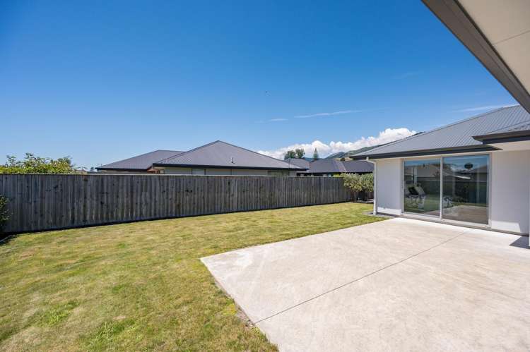 12 Cupola Crescent Richmond_17