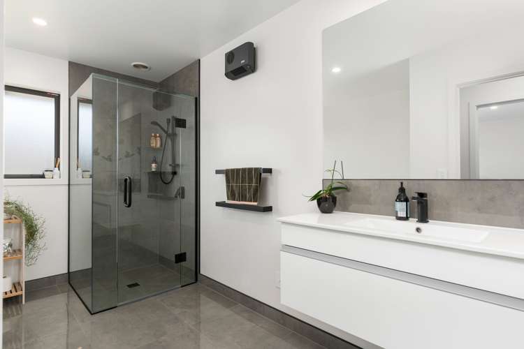 1 Westmere Mews West Melton_12