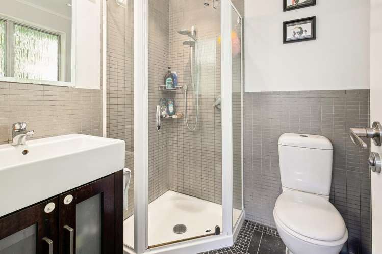 184 Buckley Road Southgate_11