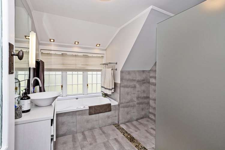 15 Herbert Street Gladstone_24